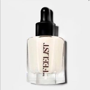 The Feelist Total package anti-aging serum